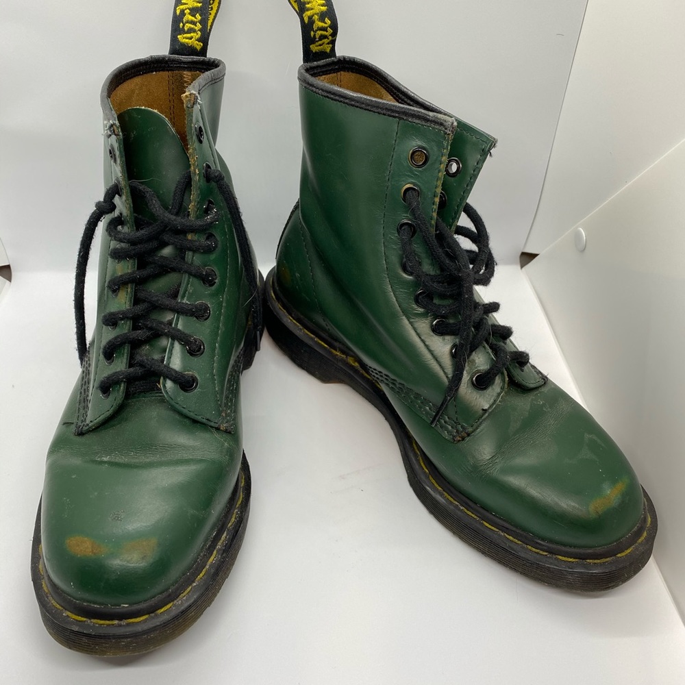 Green leather rub off docs